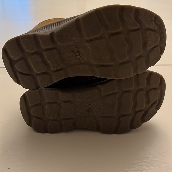 Like new, Boys size 11 boots by Oshkosh - Picture 3 of 6